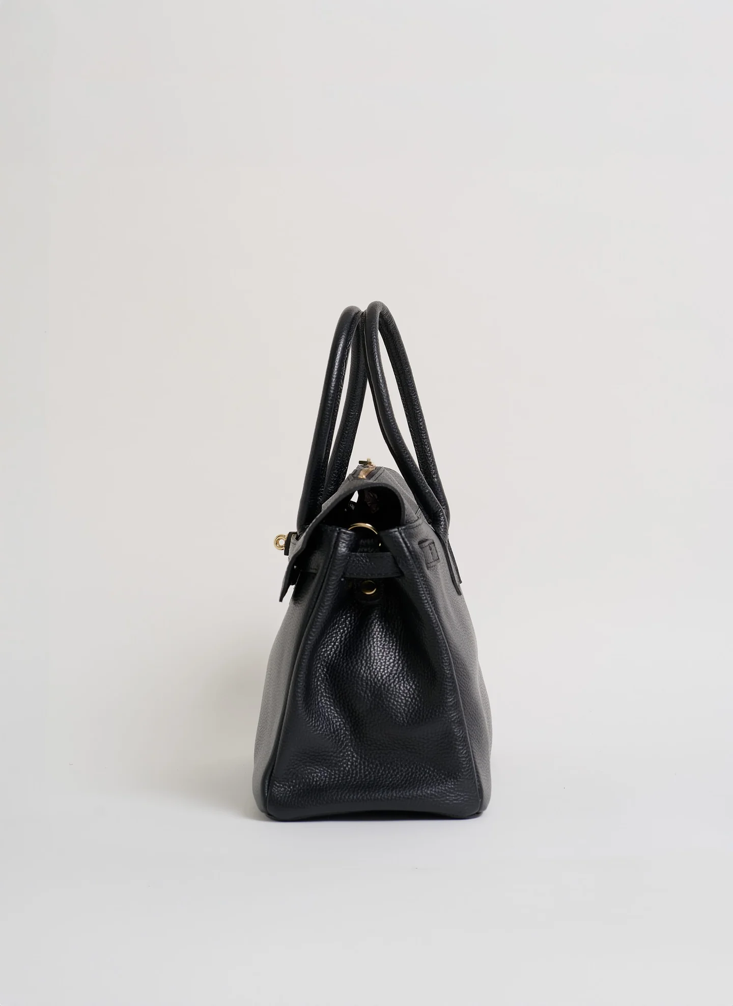 Montalcino Bag in Dollaro Leather Black